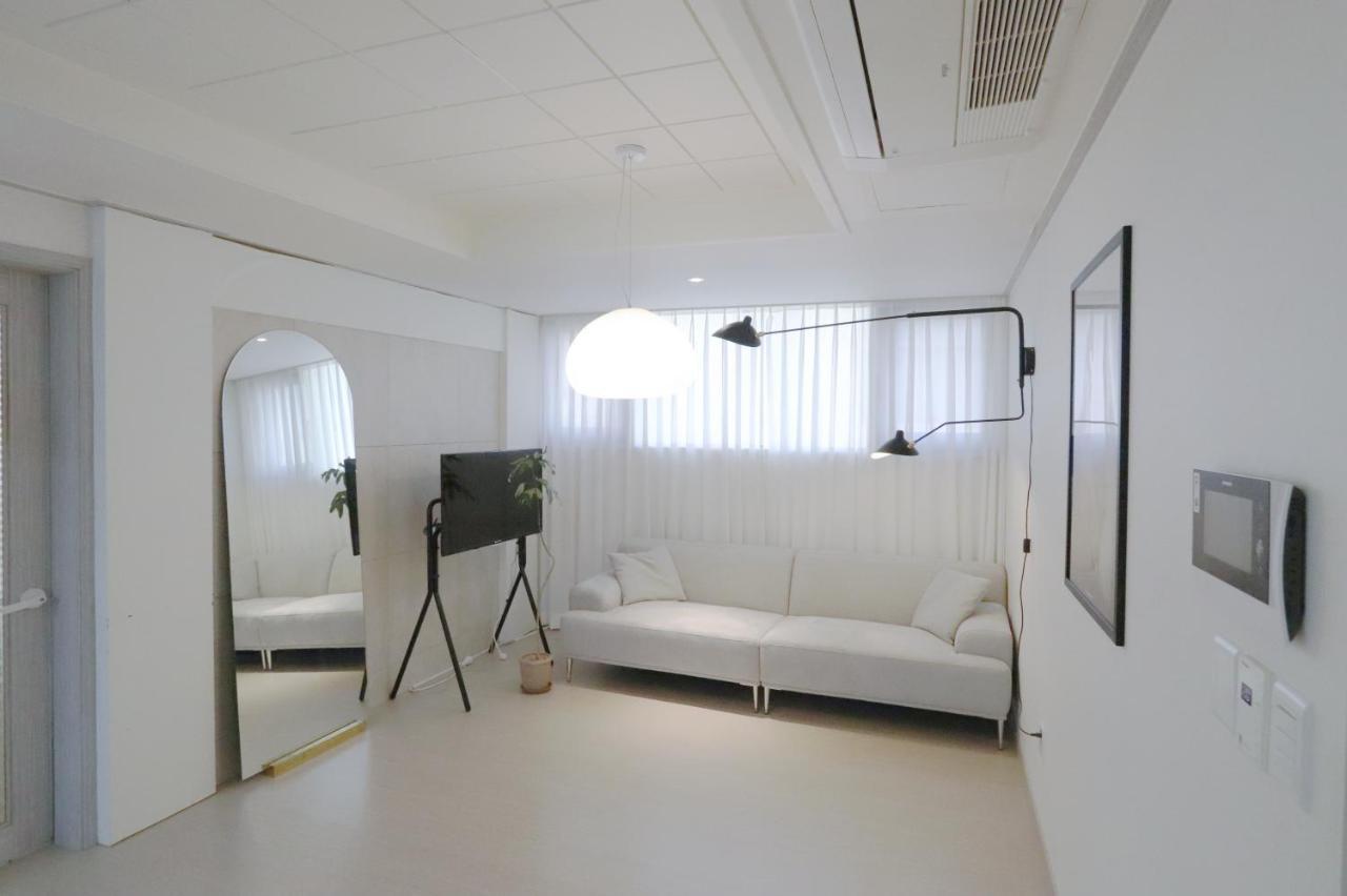 Appartamento Lovely House Hongdae Seul Esterno foto