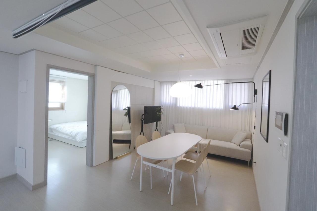 Appartamento Lovely House Hongdae Seul Esterno foto